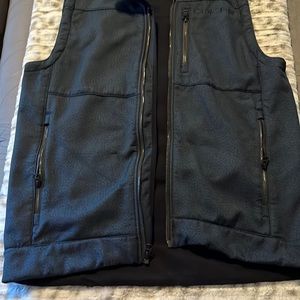 Cinch sleeveless jacket